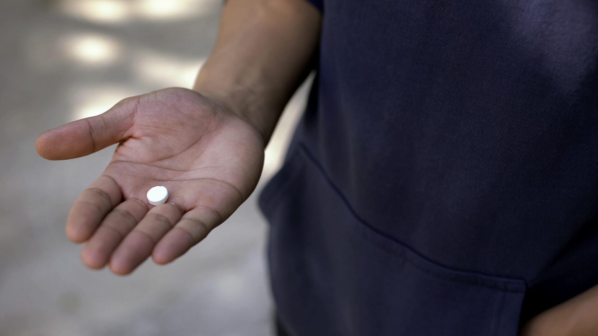 Fentanyl Addiction in Young Adults: Complete Guide for Parents
